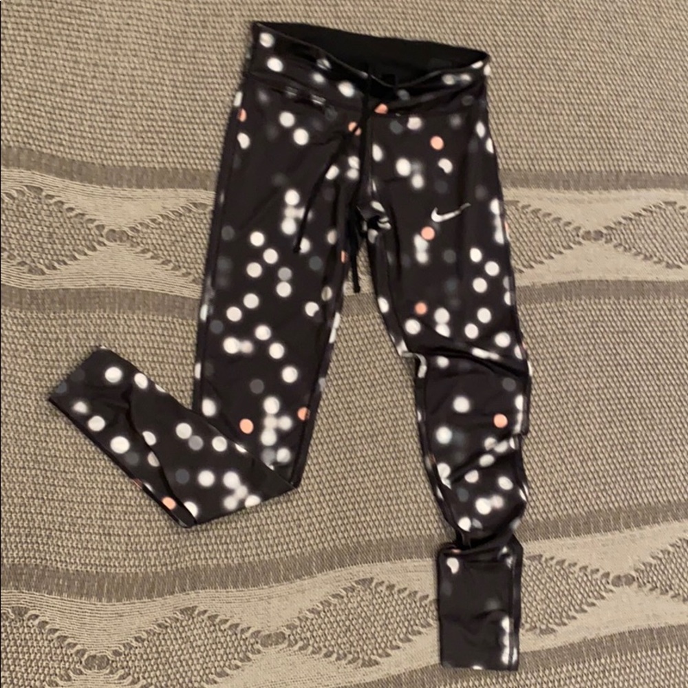 Nike Dri-Fit leggings | size small